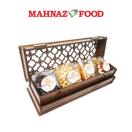 Mahnaz Food Mix Berries And Dates Gift Box