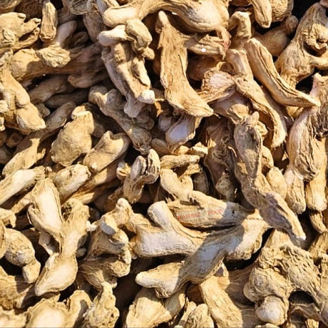 Mahnaz Food premium whole dried ginger roots with a textured, light brown surface for cooking and herbal tea